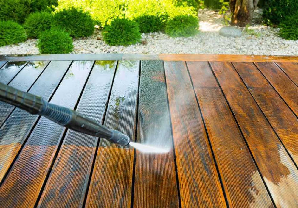 Top 10 Benefits of Pressure Washing Your Home’s Exterior in Summer